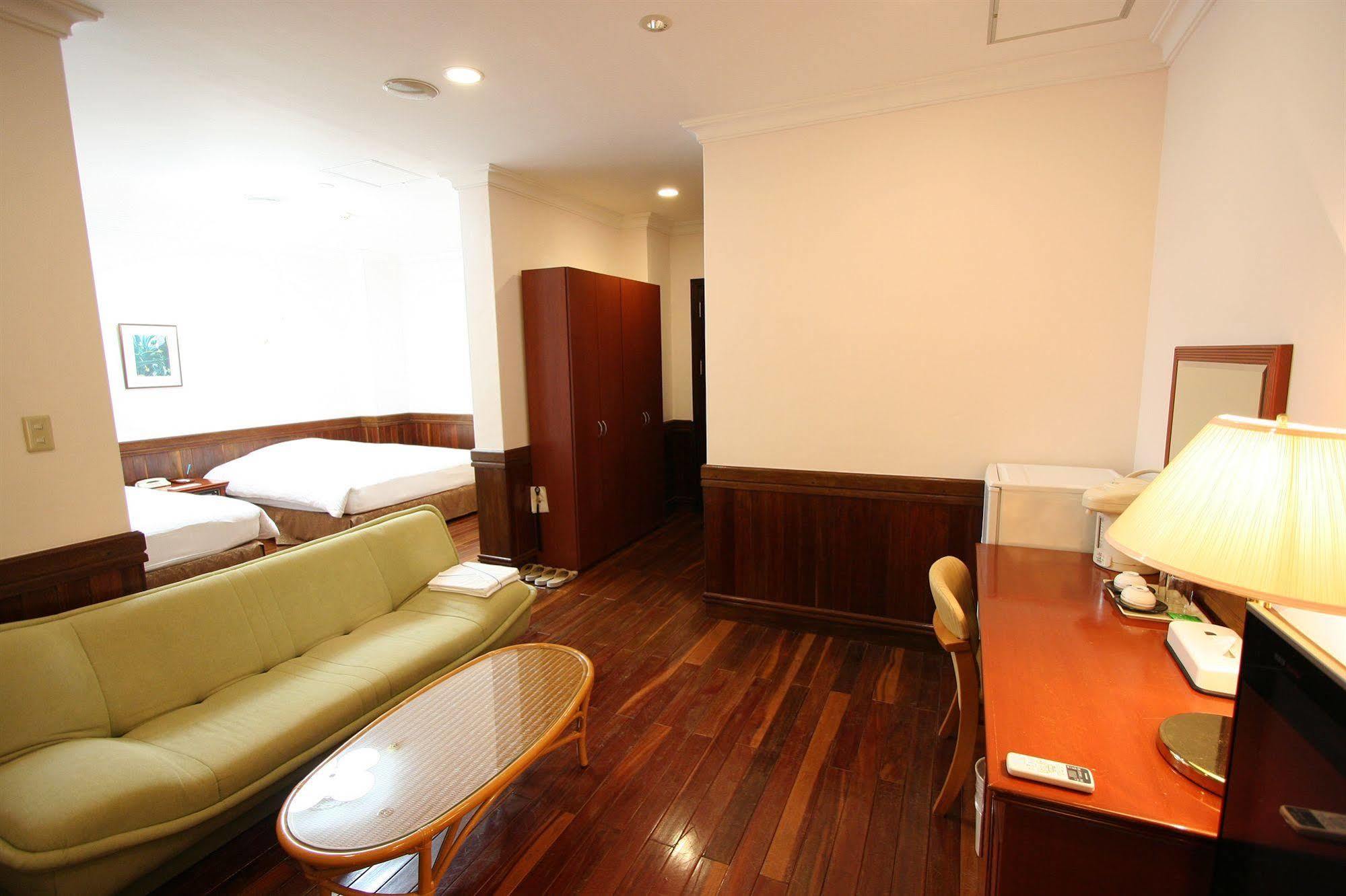 Ada Garden Hotel Okinawa Kunigami Экстерьер фото